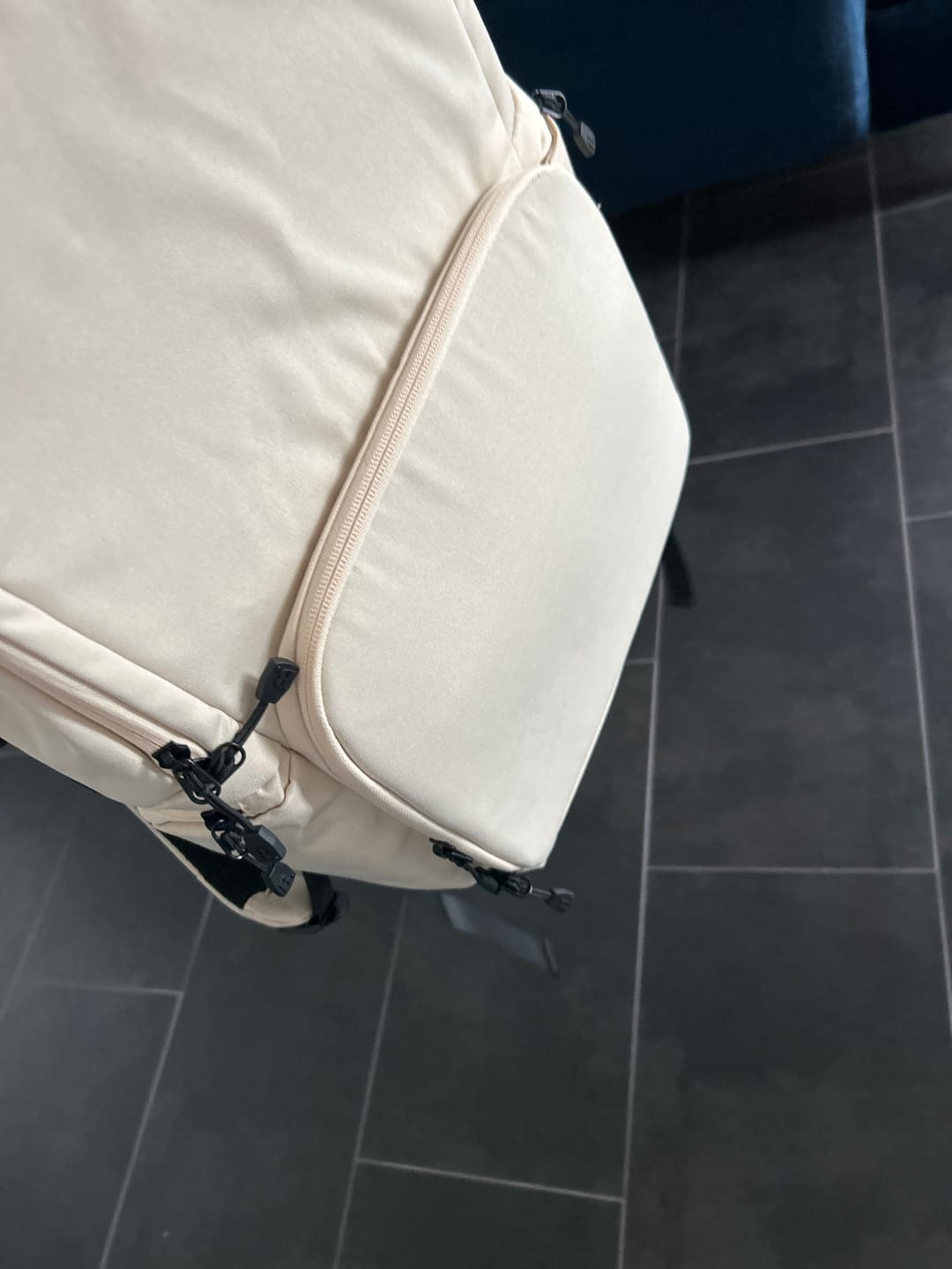 Customer photo review of Birdesc Mini
