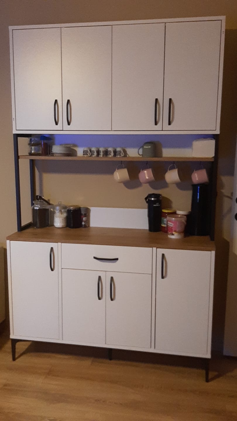 Customer photo review of Rani JE127 Çok Amaçlı Dolap 8 Kapaklı 1 Çekmeceli Kiler Mutfak Dolabı Beyaz - Sepet Ceviz