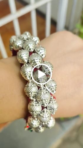 Customer video review of Silver Bracelet - Phool Pahuchi (pair)
