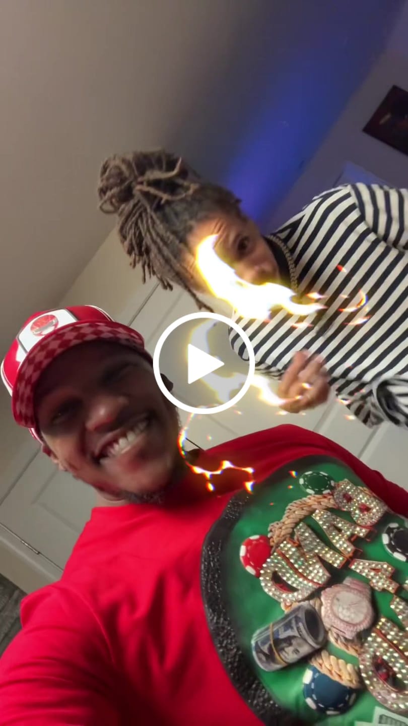 Customer video review of OVERLORD X Power Rangers: Red Ranger Trucker Cap