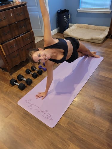 Customer photo review of BOLD Scoop Neck Racerback Sports Bra
