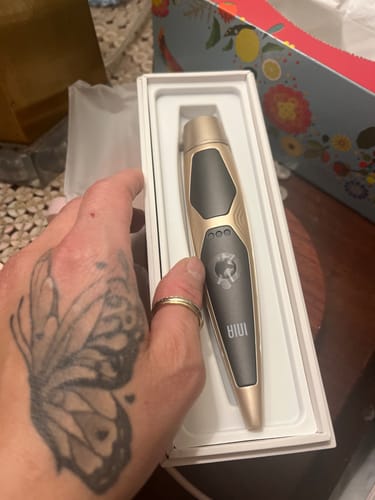 Customer photo review of INIA LUMIN Eye Skincare Device