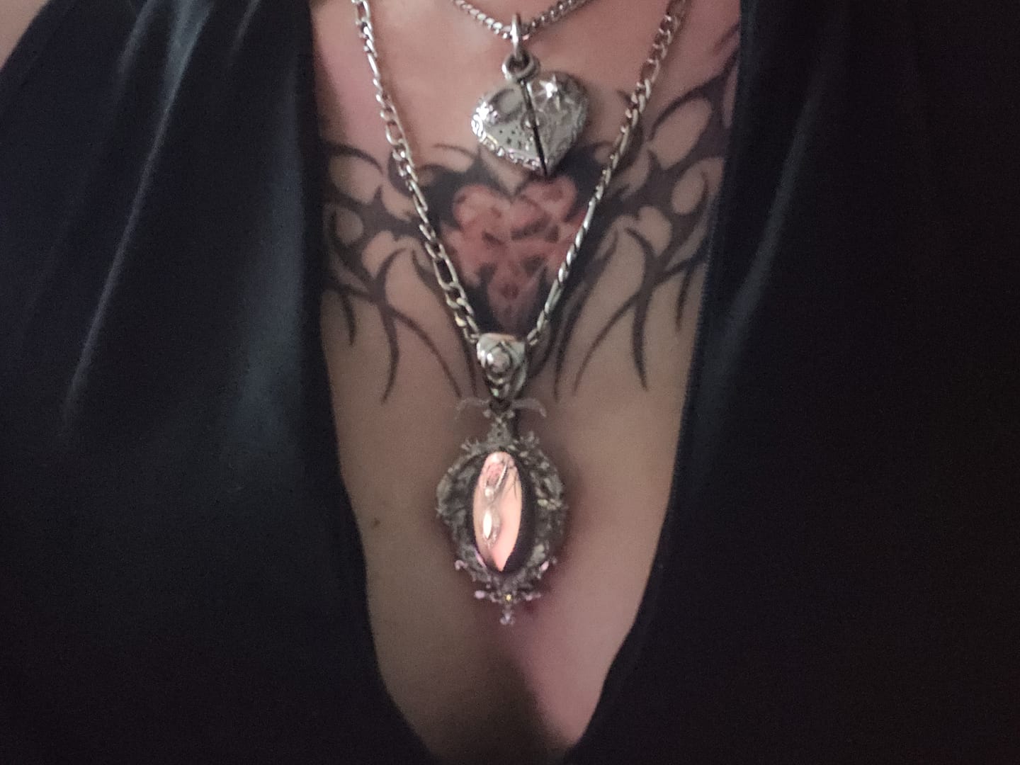 Customer photo review of MIRROR PENDANT