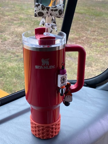 Customer photo review of Halloween Kitty Bar Charm - Tumbler Handle Charm