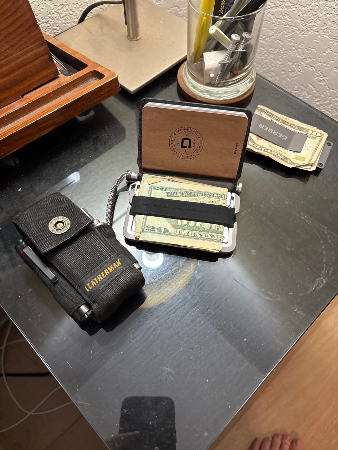 Customer photo review of D01 DAPPER™ PEN WALLET