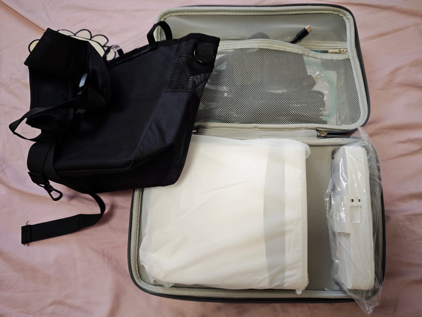 Customer photo review of Portable 1-7L Adjustable Pulse Flow 5 Hours Battery Oxygen Concentrator - POC-04