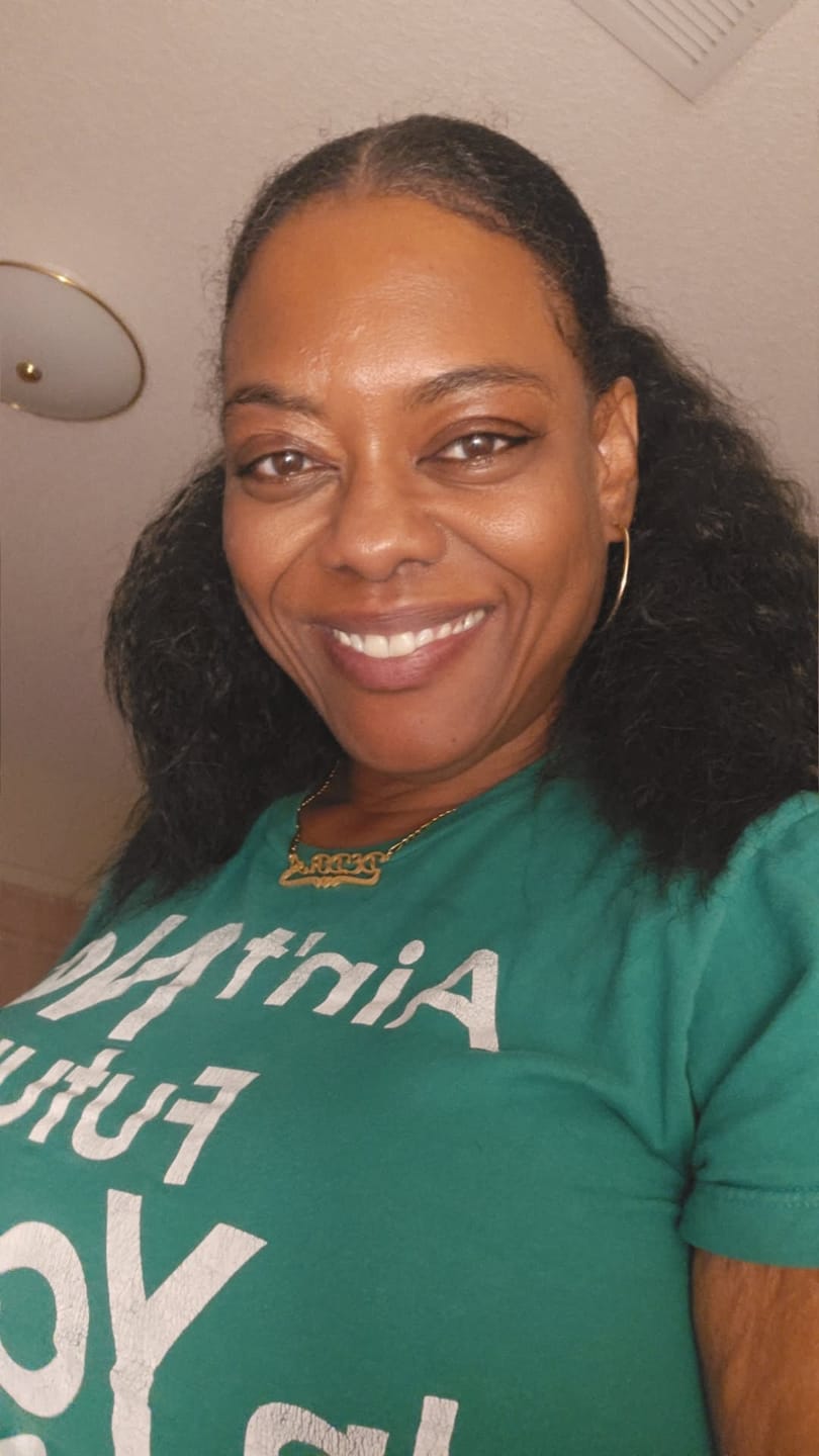 Customer photo review of Zury Sis Natural Dream Miss Drawstring Ponytail - MISS ND SUPER 24"