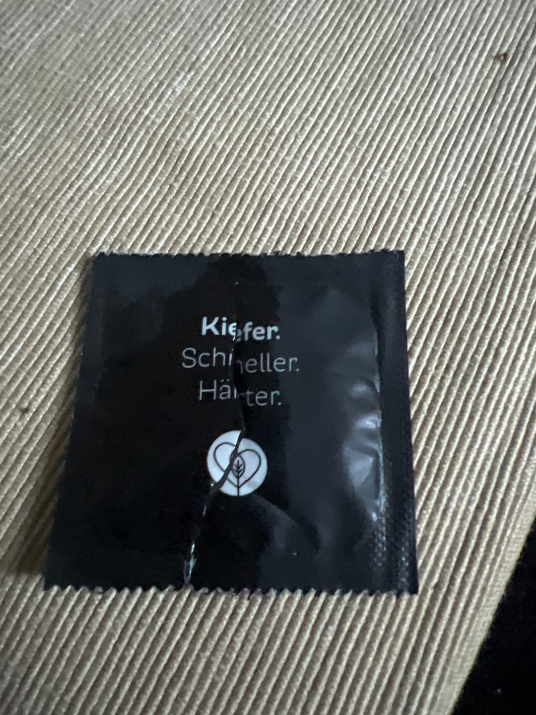 Customer photo review of Releaf | Baumpflanzende Kondome