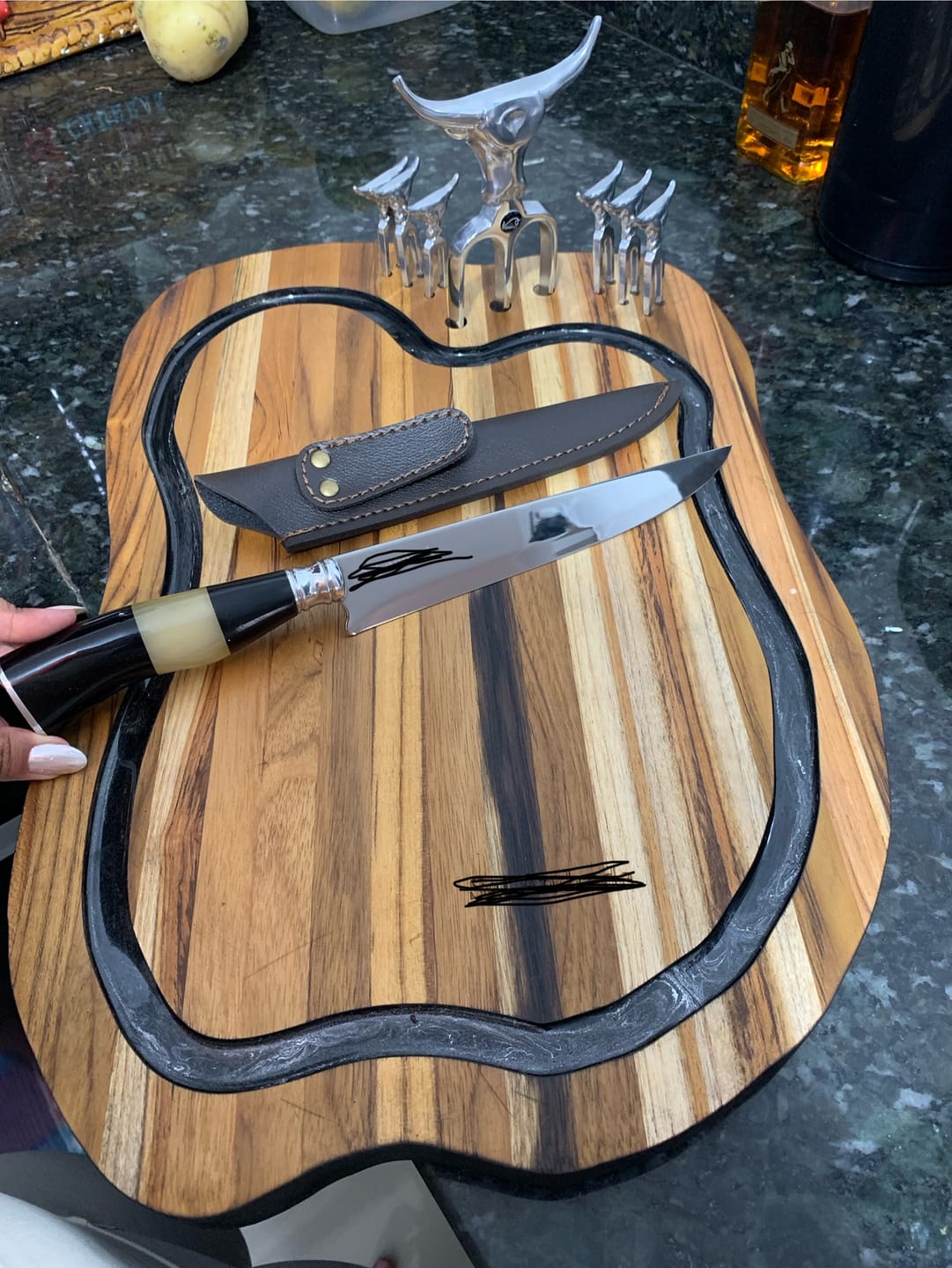 Customer photo review of Tábua de Churrasco Personalizada Damascus Design