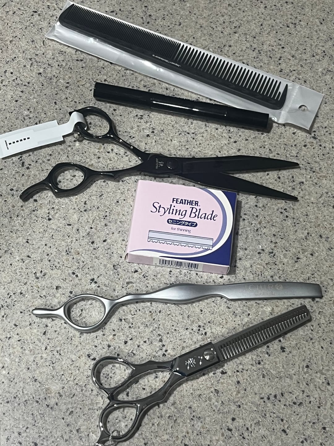 Customer photo review of Juntetsu VG10 Night Cutting Scissors