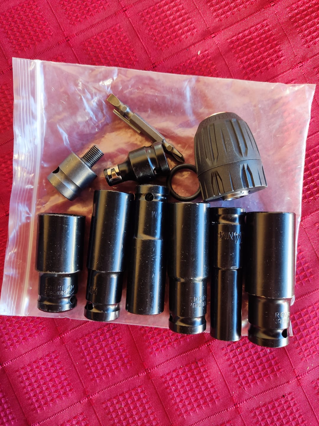 Customer photo review of ONEVAN 12Pcs Set Electric Impact Wrench Hexs Socket Adapter Kit