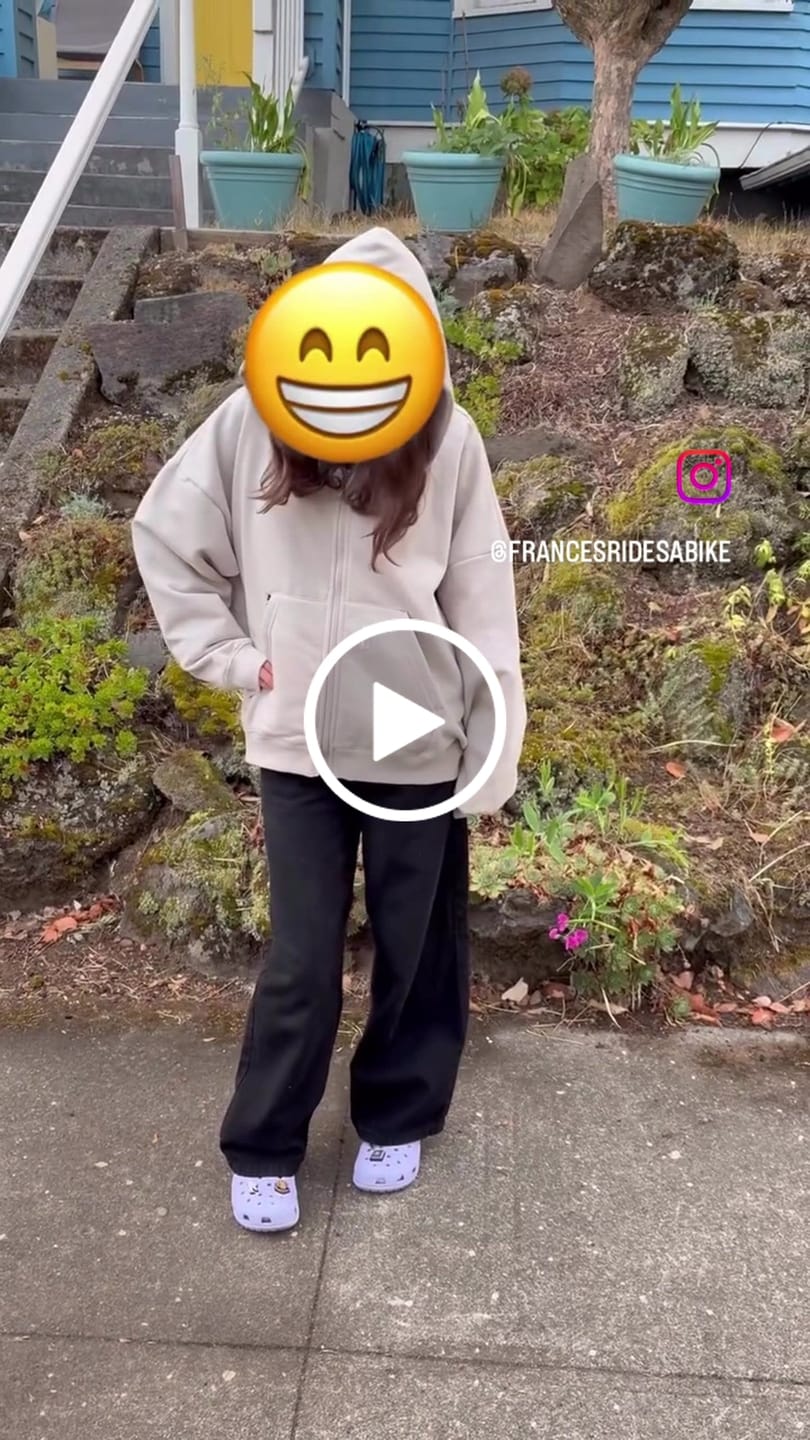Customer video review of Women's Cloudburst Zip Hoodie