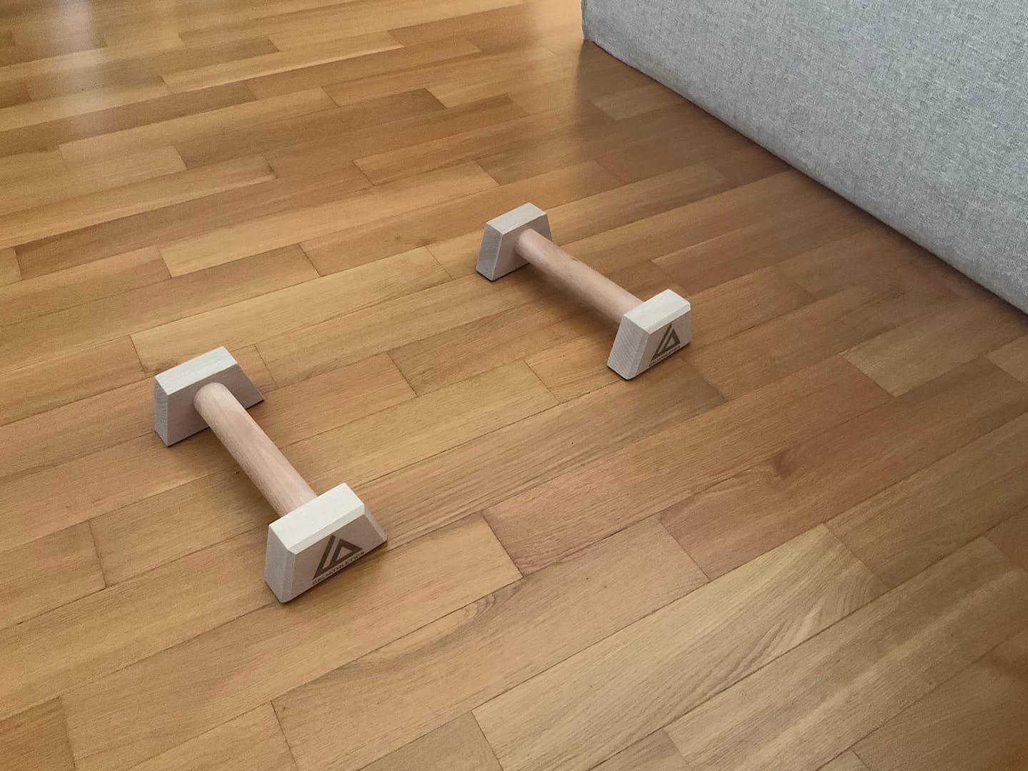 Customer photo review of Wooden Parallettes MINI
