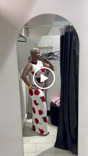 Customer video review of Honeymoon Snatched Dress