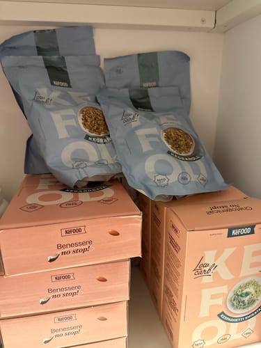 Customer photo review of GRANOLA KETO SENZA ZUCCHERI CON GOCCE DI CIOCCOLATO 225G