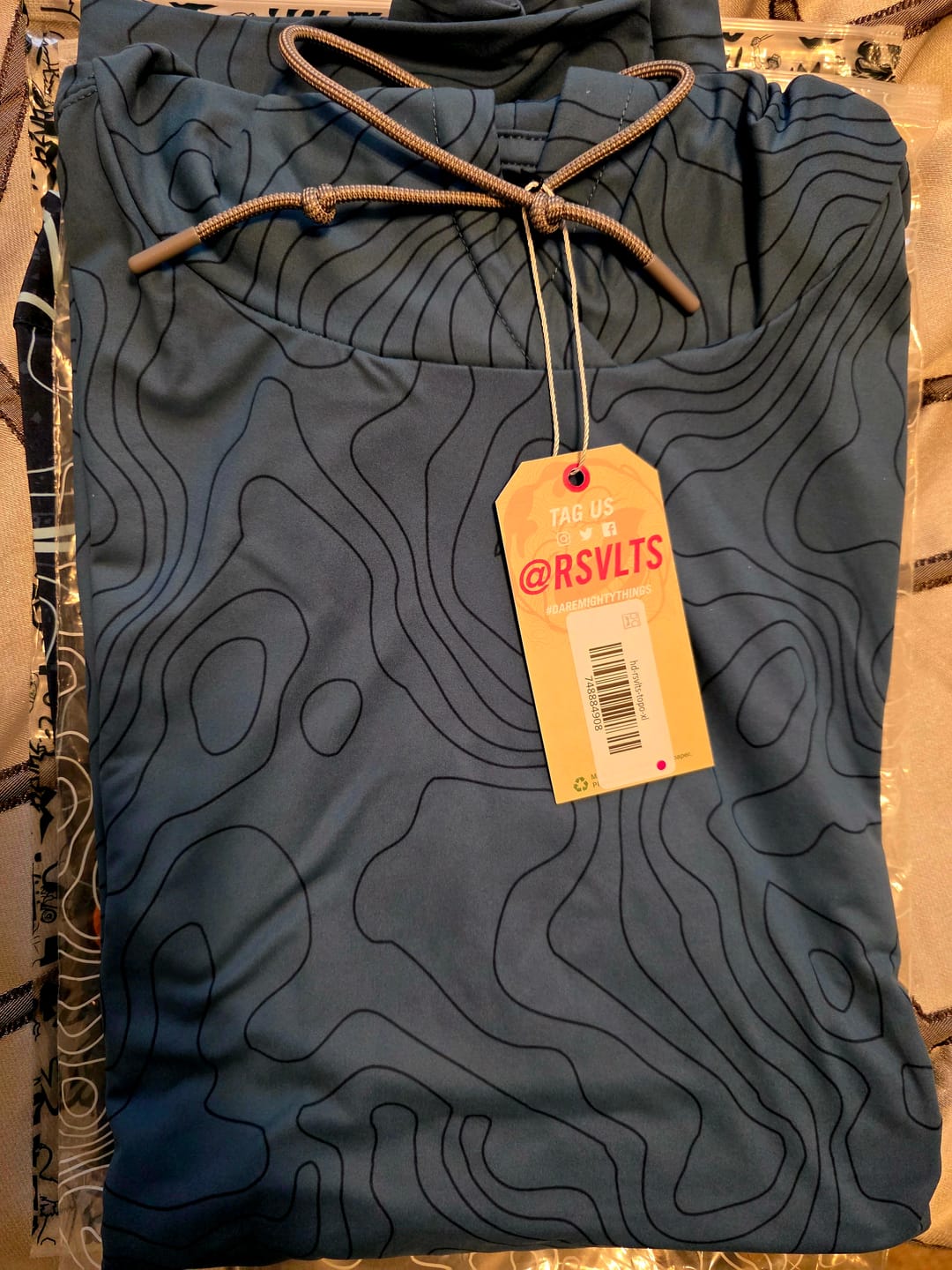 Customer photo review of Topo (Inverted) – Performance Hoodie