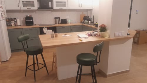 Customer photo review of Σκαμπό για Πάσο Κουζίνας Σετ 2 τεμ. και για Μπαρ Περιστρεφόμενα Άνετο Σταθερό EKHO Ύψους Καθίσματος 65 εκ LB-C089B01