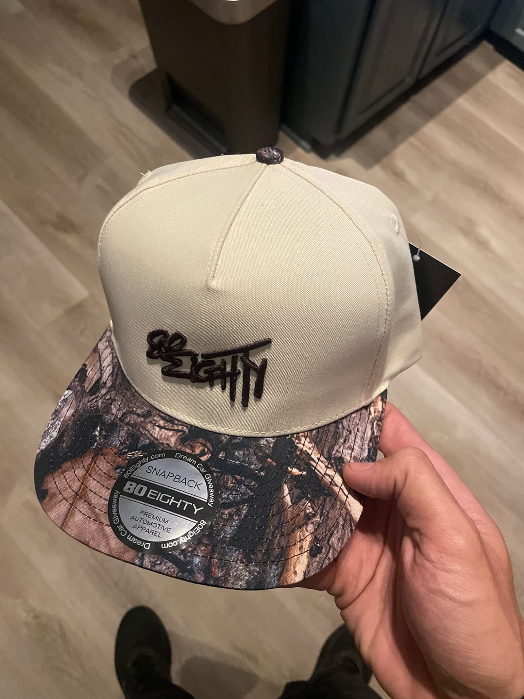 Customer photo review of 80Eighty® WhiteWood Hat