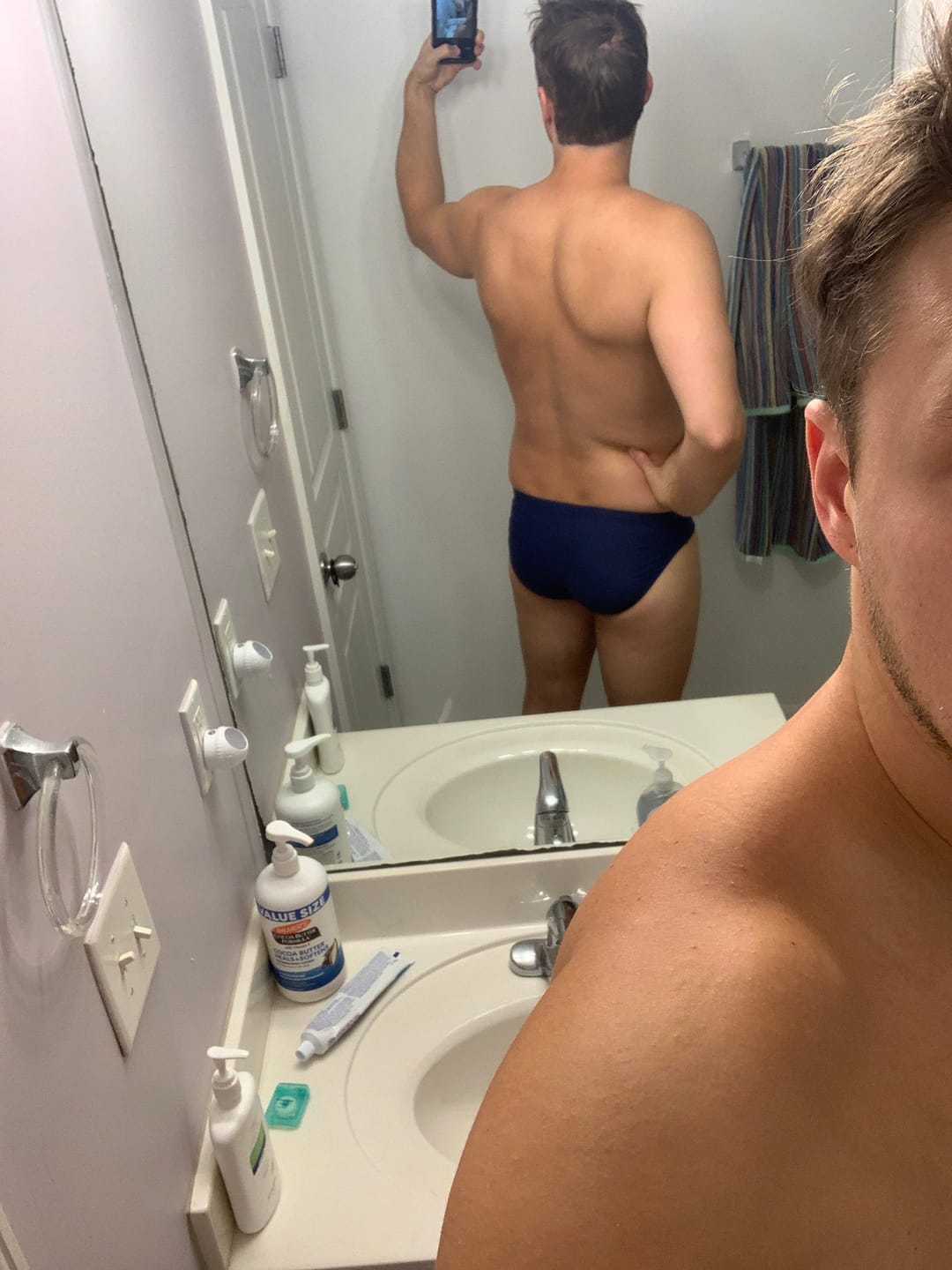 Customer photo review of Men's Solid Swimming Briefs Drawstring Bikini