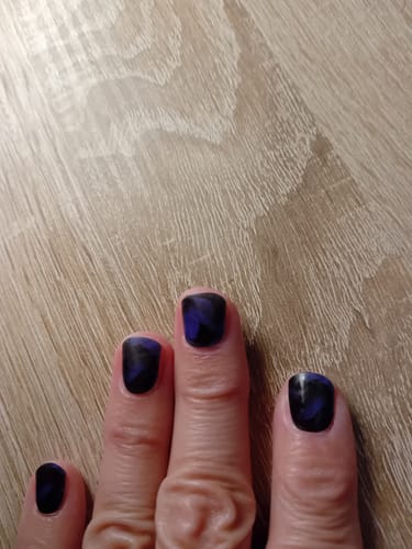 Sabine K. review of UV Gel: Royal Temptation image 1 out of 1