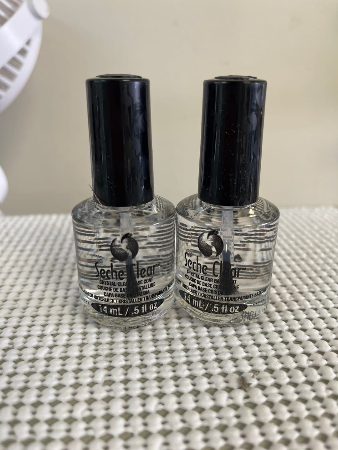 Customer photo review of Seche Vite Dry Fast Top Coat Refill Kit (0.5/4oz)