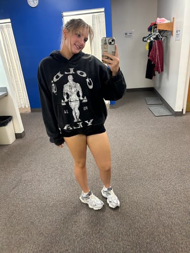 Customer photo review of 5161 - Golds Gym Classic Pullovers