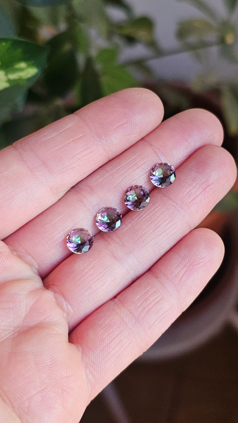Customer photo review of TOPACIO MÍSTICO REDONDO 7 MM