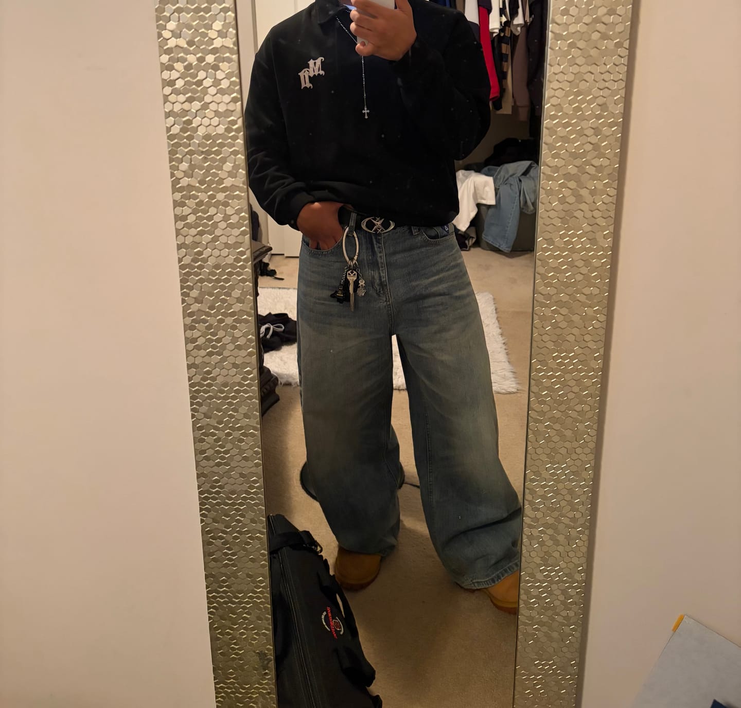 Customer photo review of Aelfric Eden Baggy Barrel Washed Jeans
