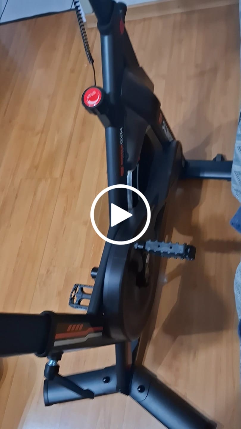 Customer video review of Bicicleta Ergométrica Smart Bike Magnetic MegaGym