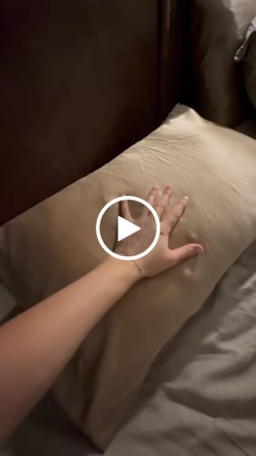 Customer video review of The Marshmalloo Pillow
