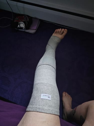 Customer photo review of Premium Bamboo Knee Sleeve (Single)