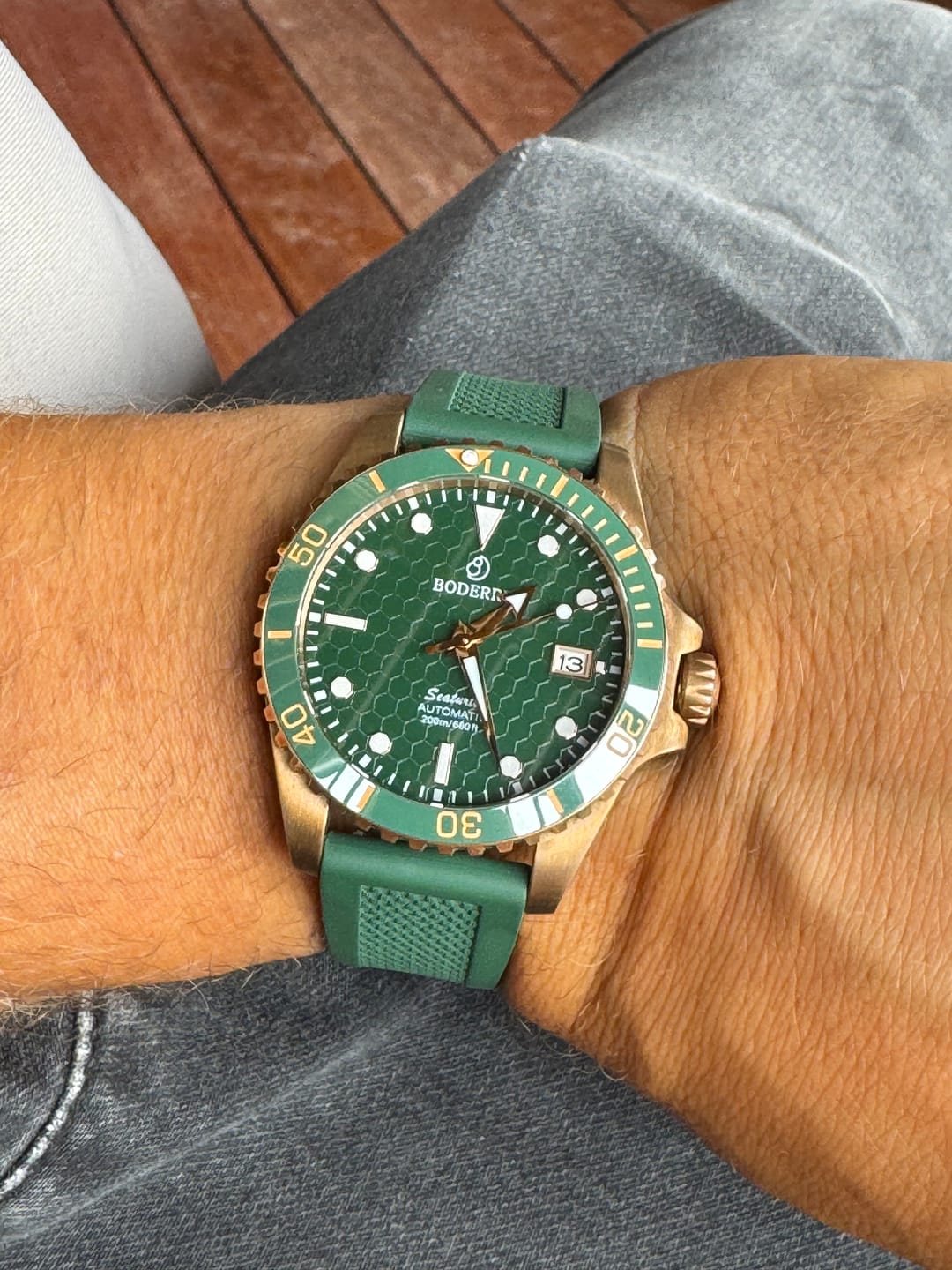 Customer photo review of SEATURTLE.OCEAN(BRONZE) - Automatic Bronze Diver Watch | Turtle Green/FKM Rubber