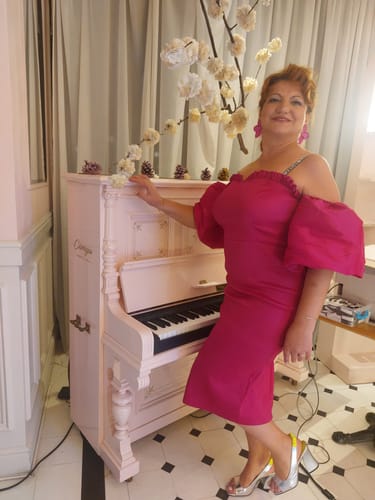 Customer photo review of Rochie Tally cu maneci bufante cazute