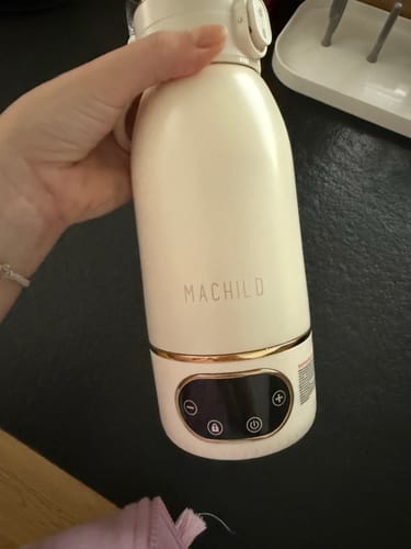 Customer photo review of Tragbarer Fläschchenwärmer + Milchpulverbox (weiß) + Schnell-Ladegerät