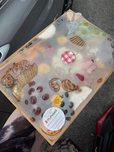 Customer photo review of Glenmarie 7-Types Cheese Lovers Grazing Platter (with Solid Wooden Tray) [Available in KL & Selangor only]