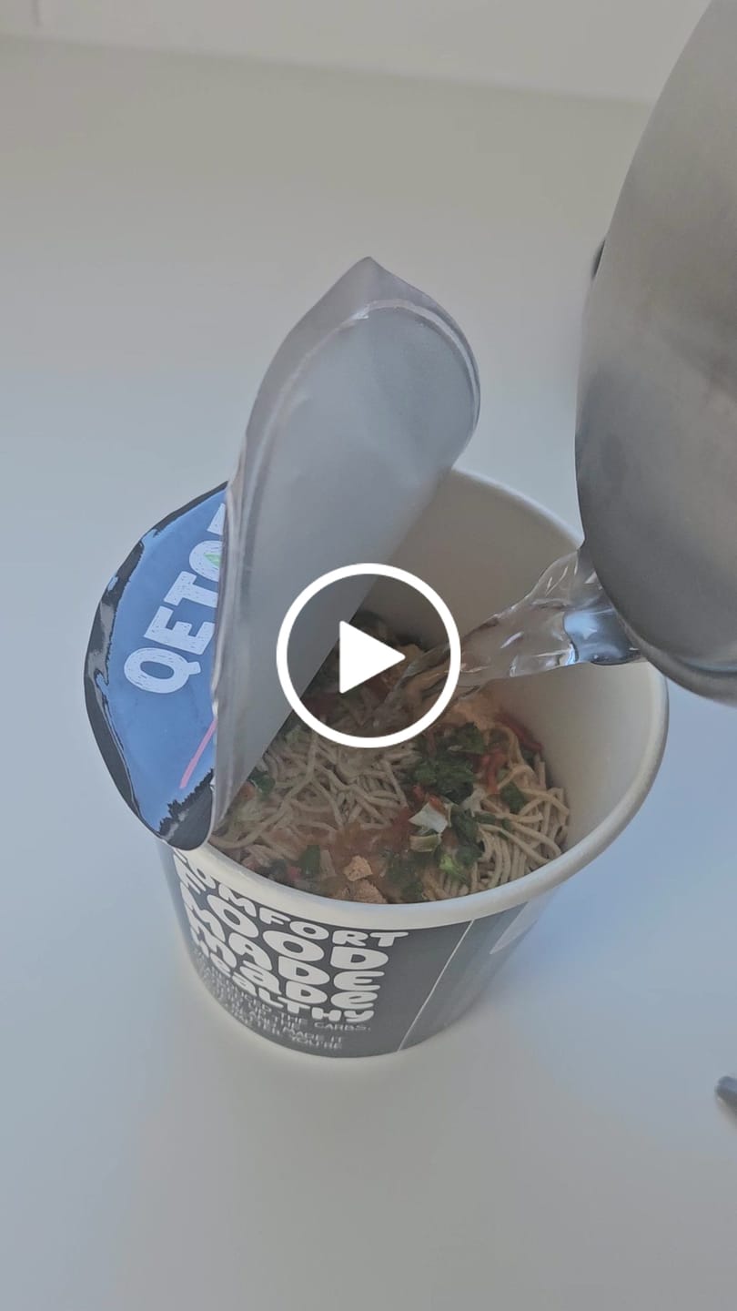 Customer video review of Qetoe Low Carb High Protein Instant Cup Noodle - COMBO 6 PACK