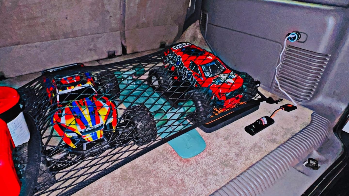 Customer photo review of Lockedown™ Elastic Cargo Net