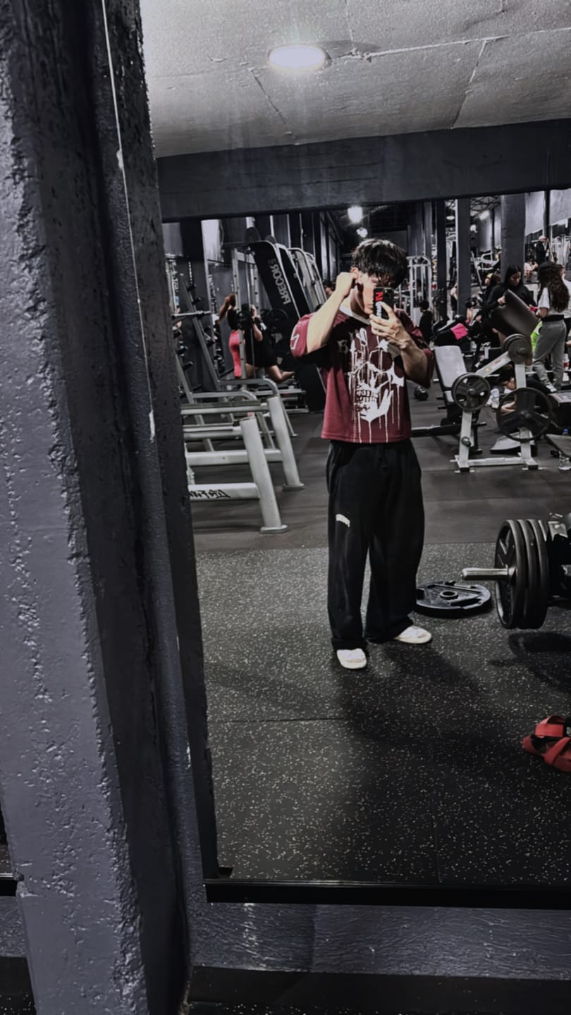 Customer photo review of 4015 - Drippy Skull Jersey