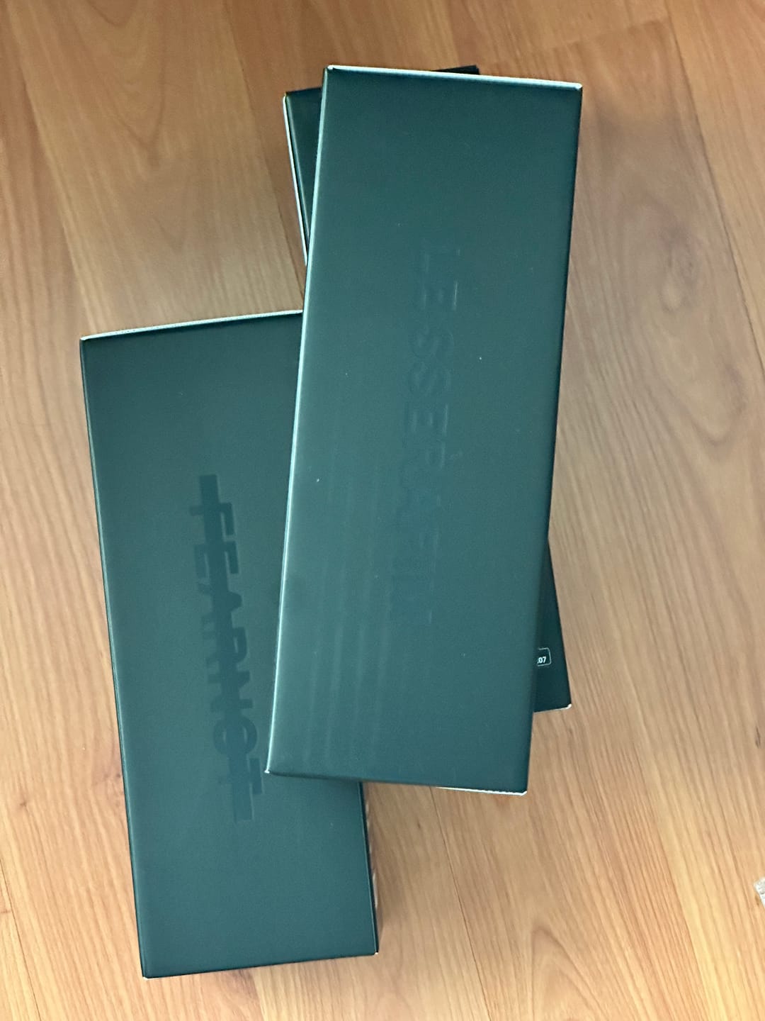 Customer photo review of [2ND PRE-ORDER] LE SSERAFIM -  OFFICIAL LIGHT STICK