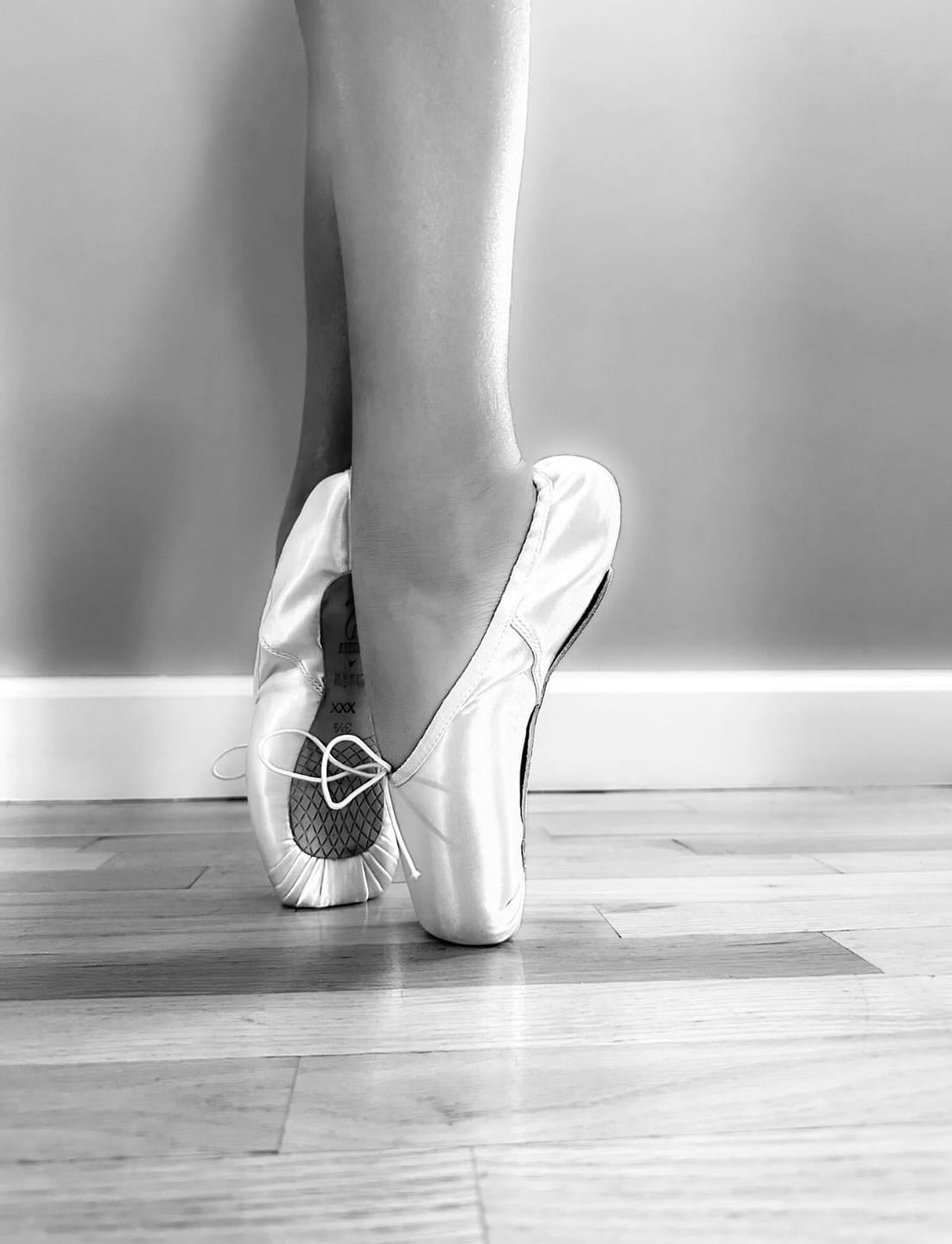 Customer photo review of Balance Lisse Arch Enhanced Pointe Shoe - Pink