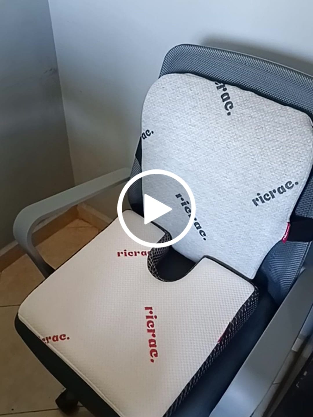 Customer video review of Ruf- Full back Support Pillow