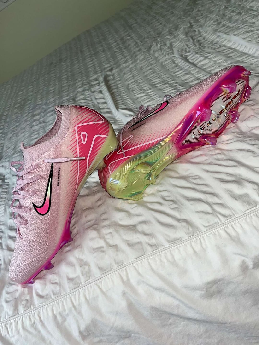 Customer photo review of MERCURIAL VAPOR 16 FG Nike By You - Rose