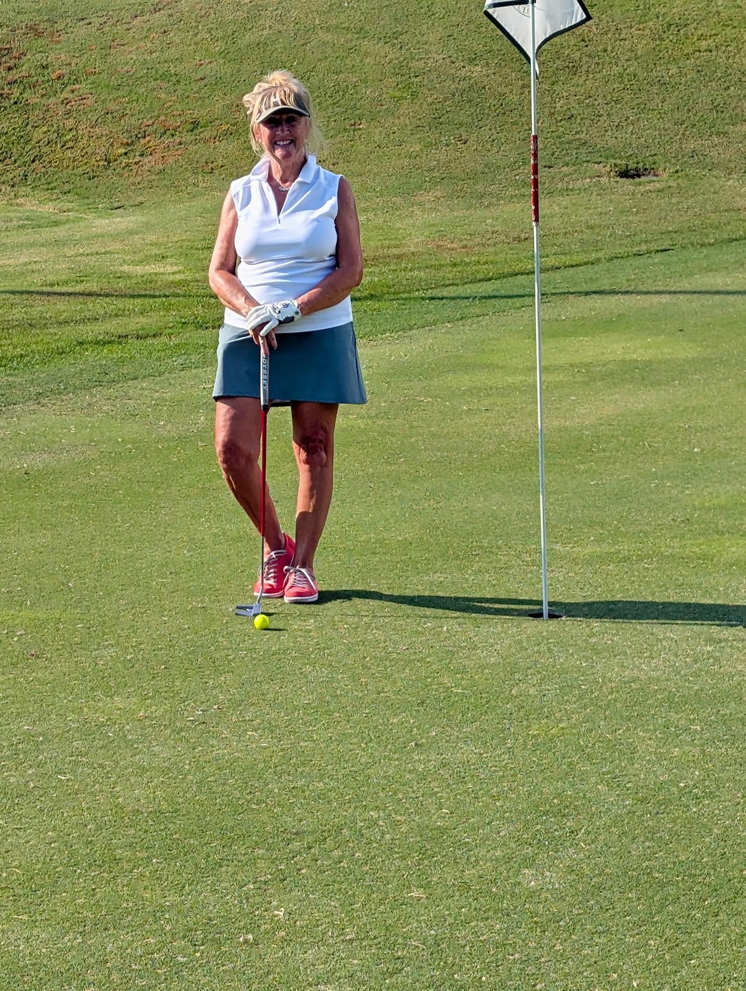 Customer photo review of Margaritaville Women's Birdie Golf Shoe