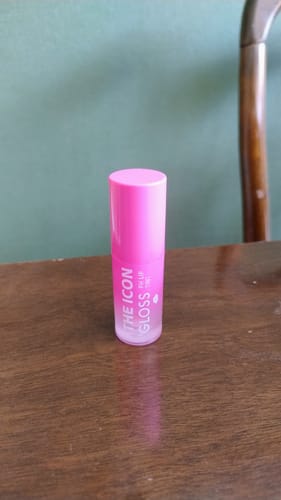 Customer photo review of The Icon Gloss