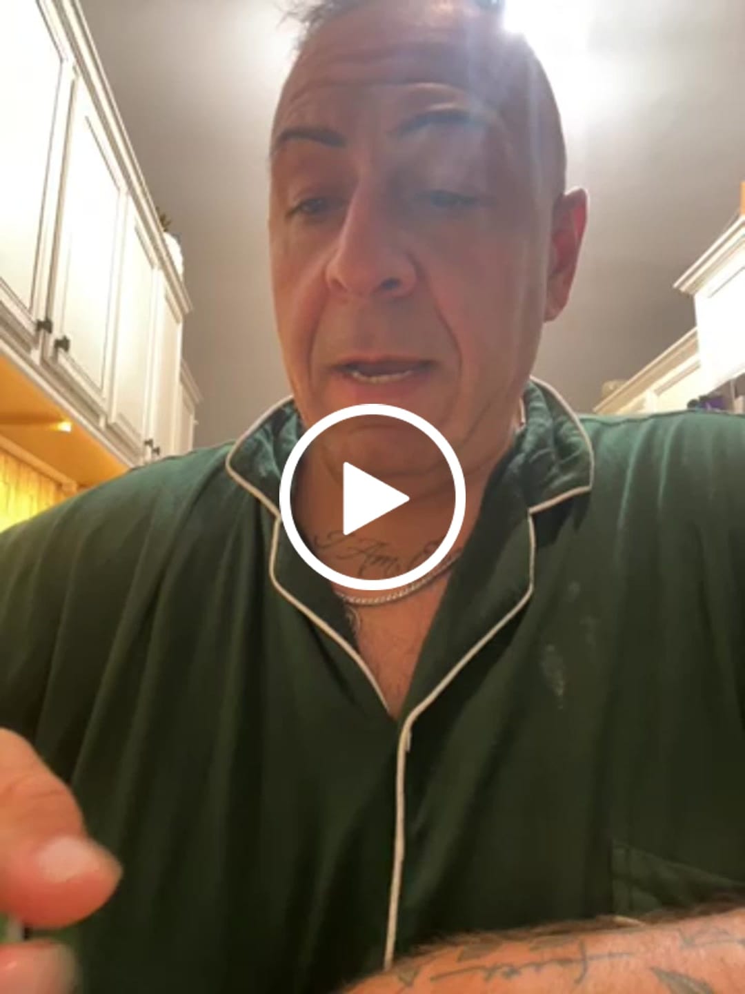 Customer video review of Cucumber & Green Tea Spray Deodorant