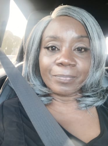 Customer photo review of Model Model Bestie Glueless 5" Deep Lace Part Wig - IVAN