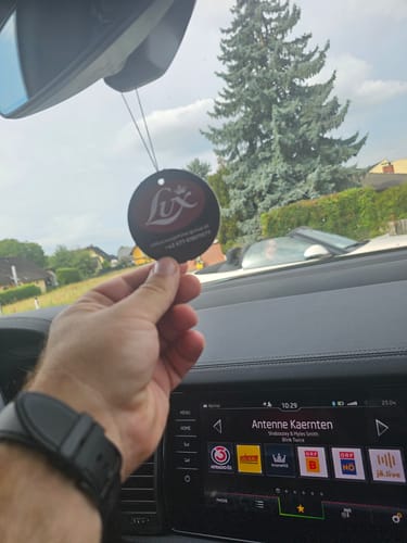 Elvir M. review of Duftbäume mit Ihrem Logo, QR-Code oder Text – sichtbar, duftend und unvergesslich. image 1 out of 1