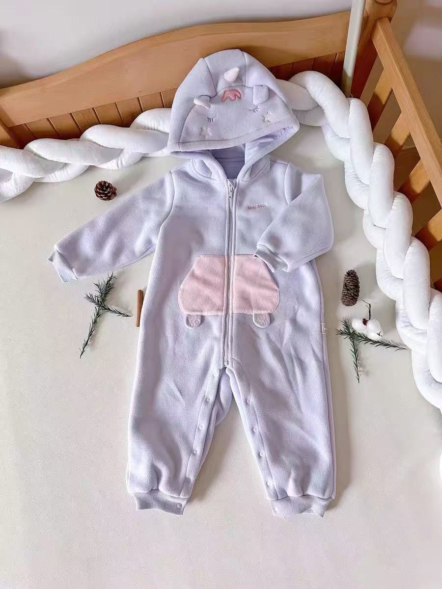 Customer photo review of Dave&Bella Baby Girls/Boys Autumn Zoo Series Soft Fleece One-Pieces Romper