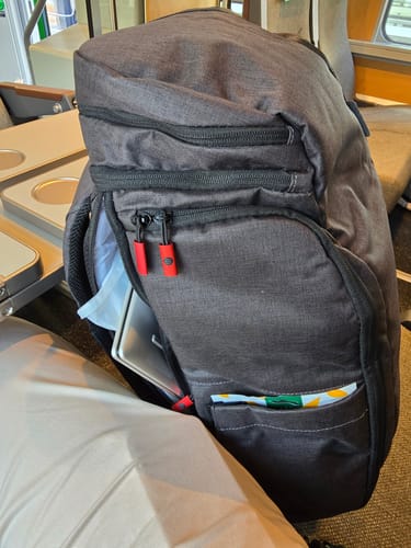 Customer photo review of The Zeeker 27L