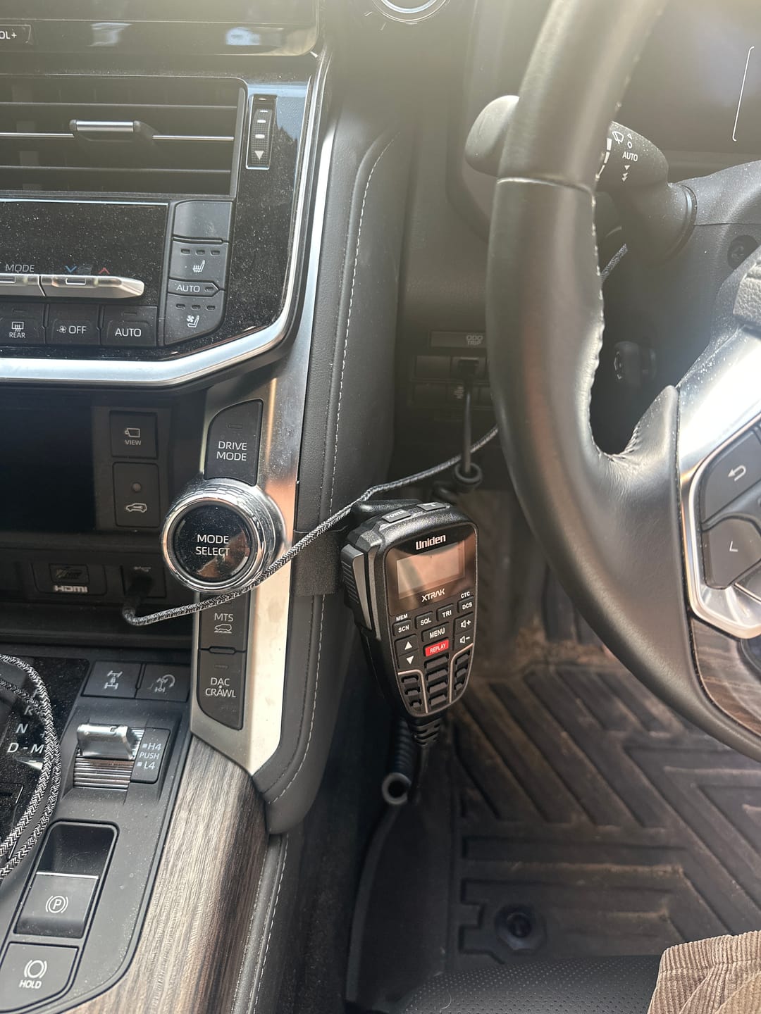 Customer photo review of PRE-ORDER ONLY - UHF Handpiece Bracket - LC300 Series - Dash Mount